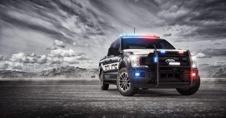  Ford F-150 Police Responder SuperCrew 2017 года  (фото 2 из 9)